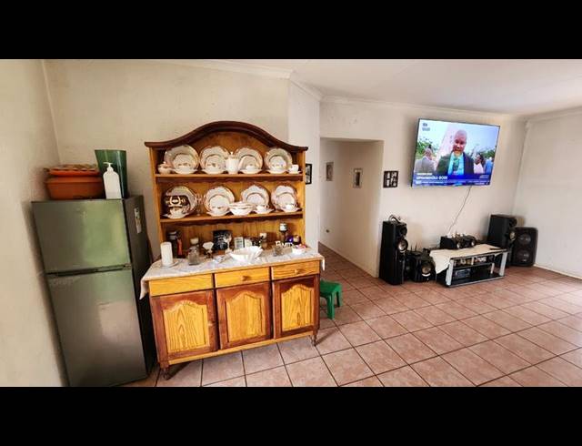 3 BEDROOM TOWNHOUSE FOR SALE IN ALBERTON NORTH